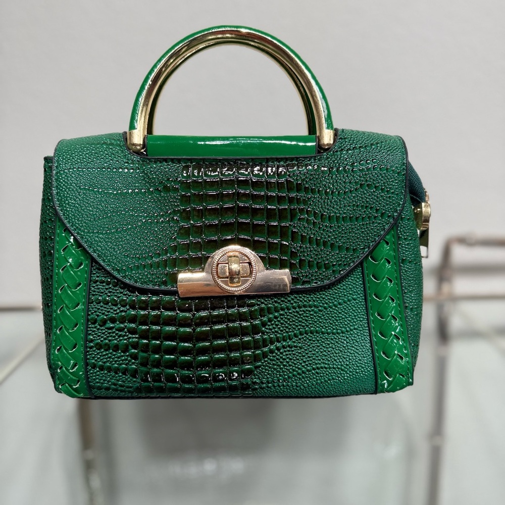 Elegant Green Handbag NWOT